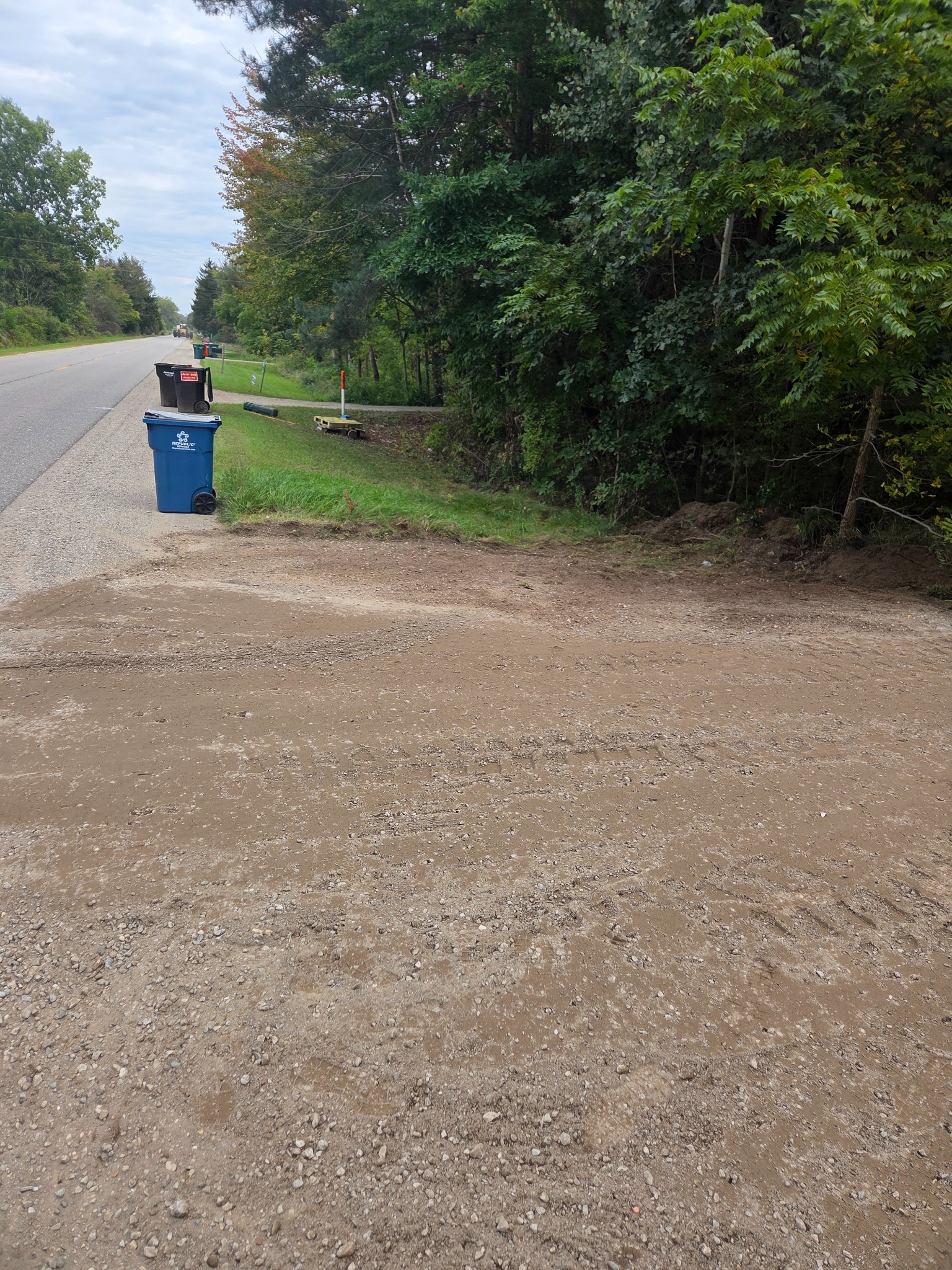 Coopersville driveway entrance after grading and crushed concrete work